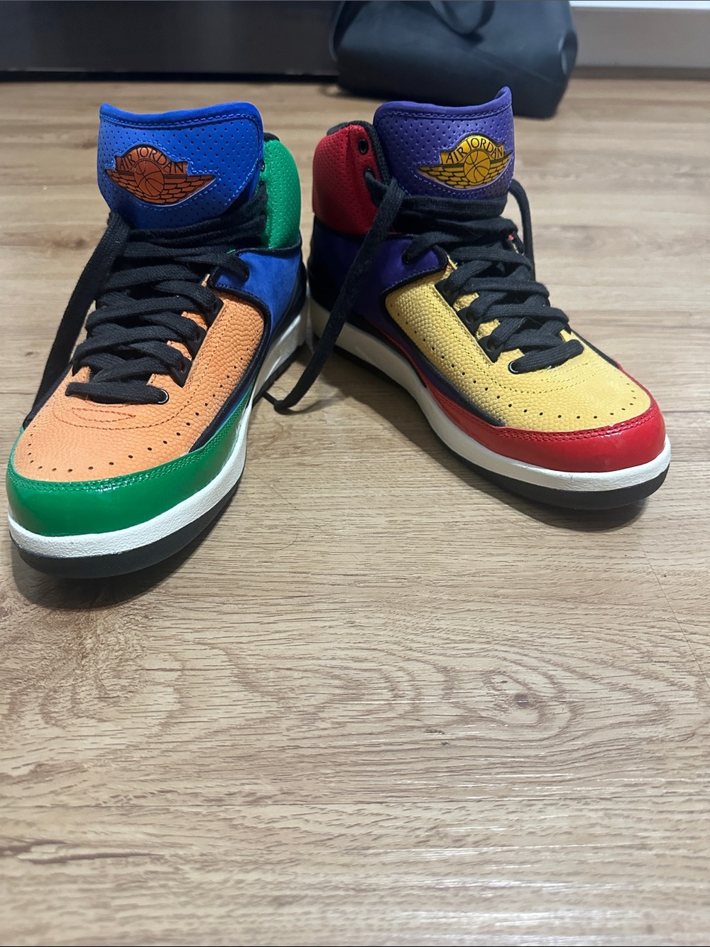 Air Jordan 2 melon tint/multi colored